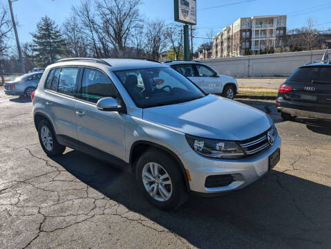 2017 Volkswagen Tiguan for sale at Edgewater Imports & More in Oakmont PA