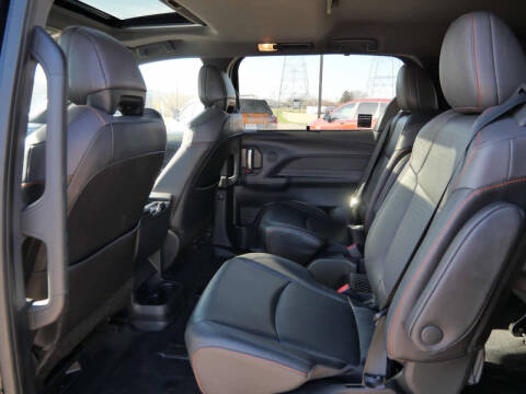 2021 Toyota Sienna XSE 7-Passenger
