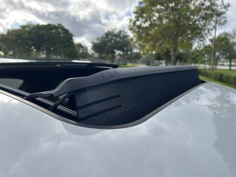 2017 Porsche Cayenne Platinum Edition