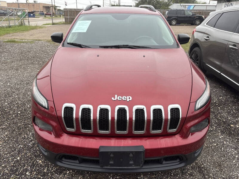 2017 Jeep Cherokee Sport Altitude