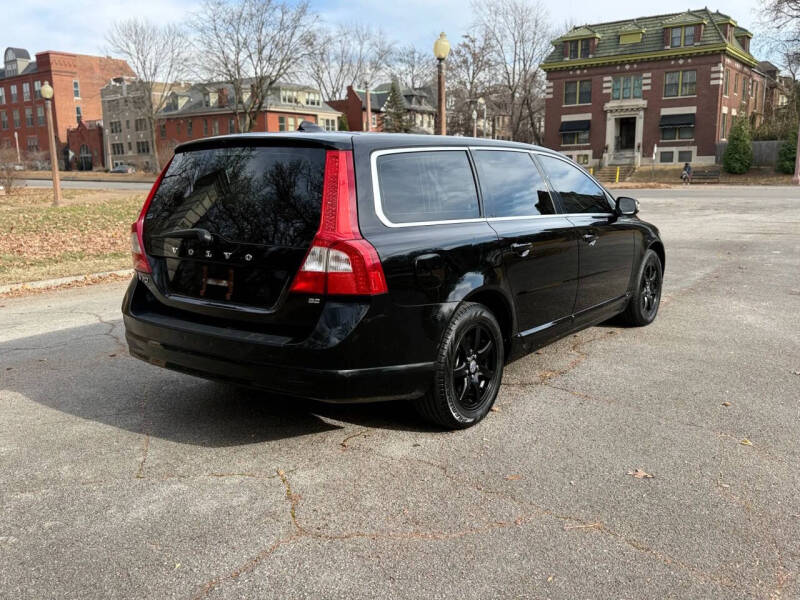 2008 Volvo V70 3.2