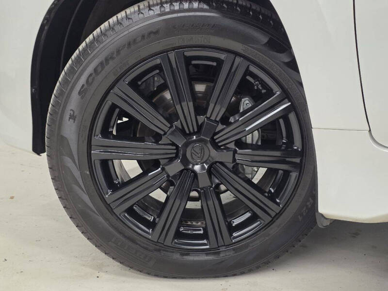 2017 Lexus LX 570