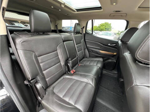 2017 GMC Acadia Denali