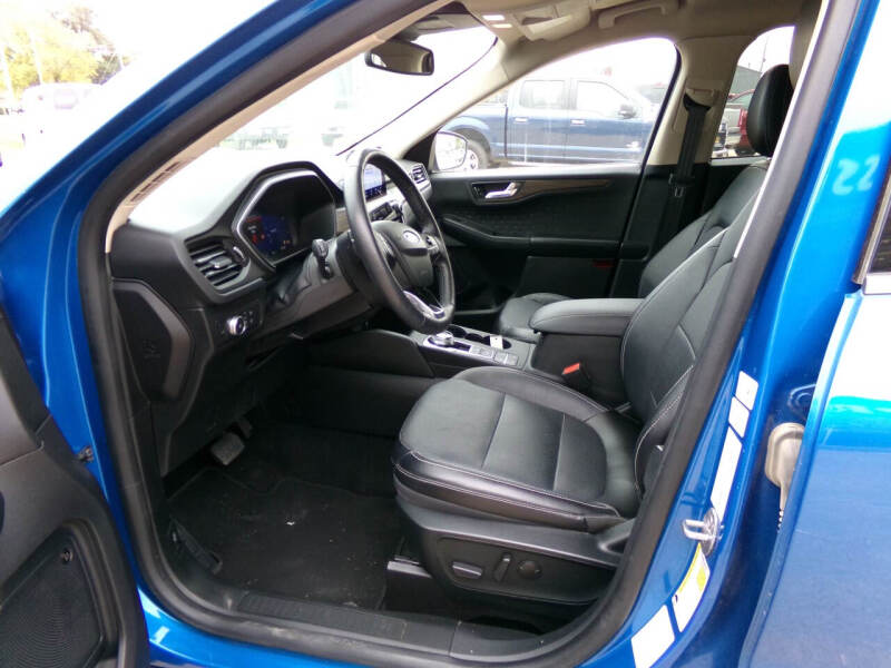 2020 Ford Escape Titanium