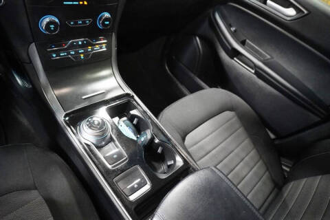 2020 Ford Edge SE