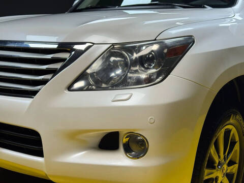 2011 Lexus LX 570