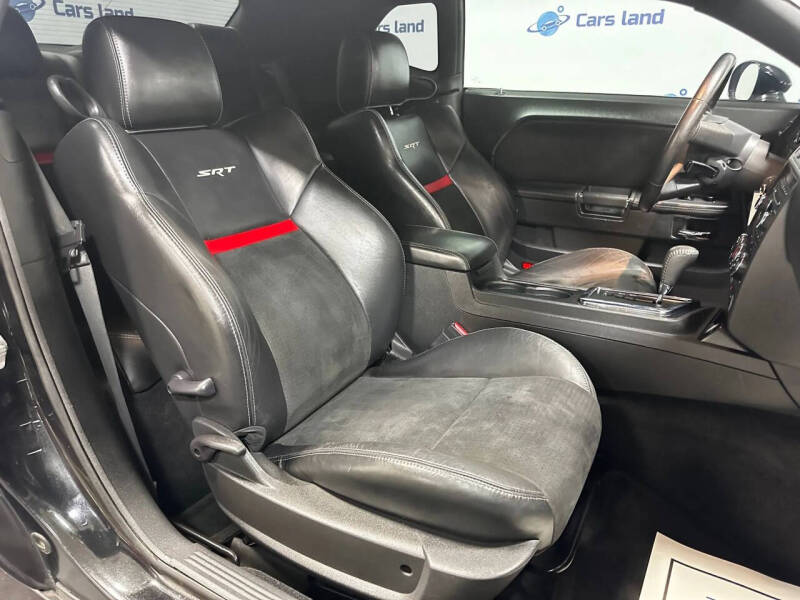 2009 Dodge Challenger SRT8