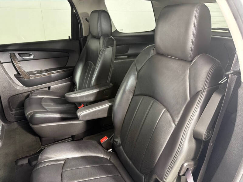 2011 GMC Acadia Denali
