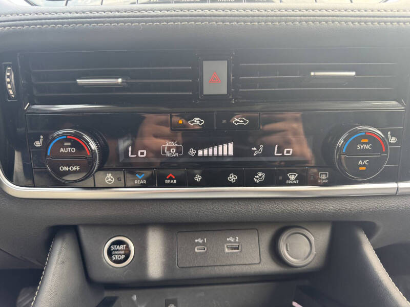 2023 Nissan Rogue Platinum