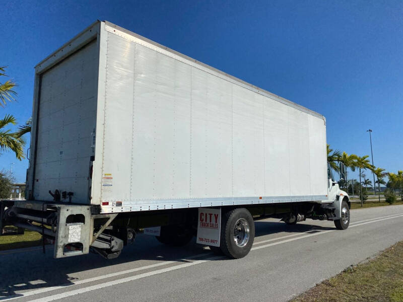 2019 International DuraStar 4300