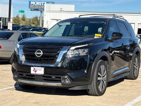 2022 Nissan Pathfinder Platinum