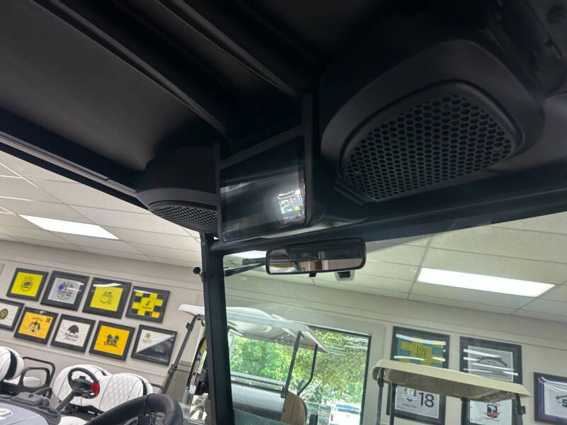2027 Club Car Onward 4 Forward Lithium LSV