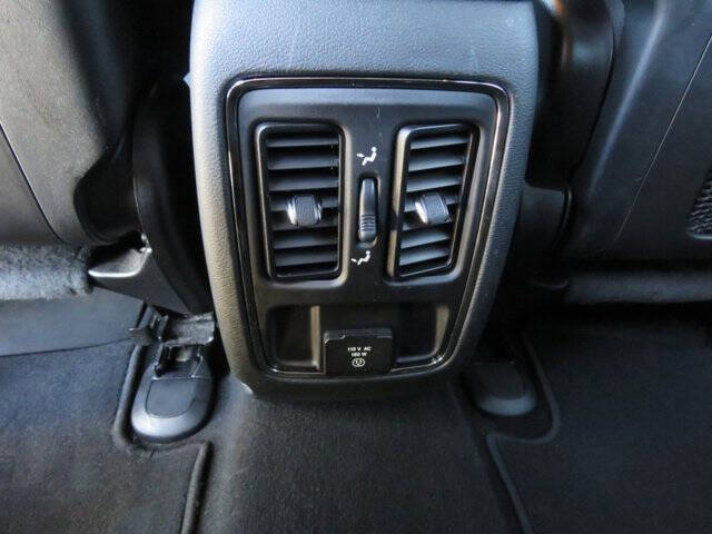 2019 Jeep Grand Cherokee Laredo E