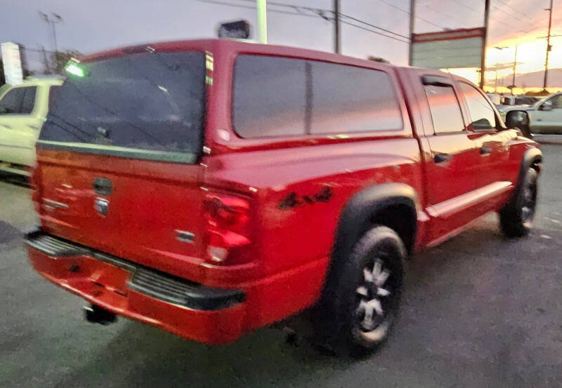 2005 Dodge Dakota SLT