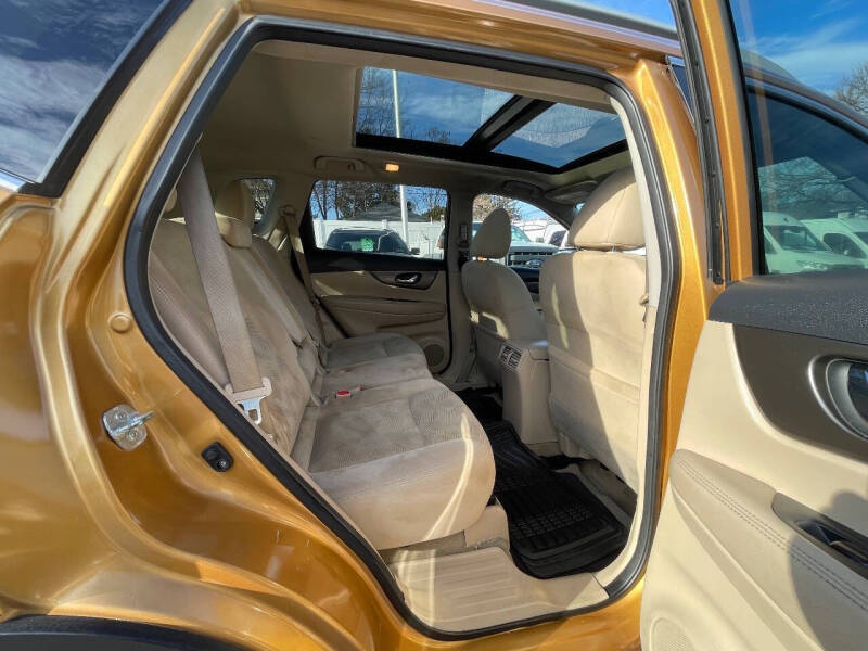 2015 Nissan Rogue SV