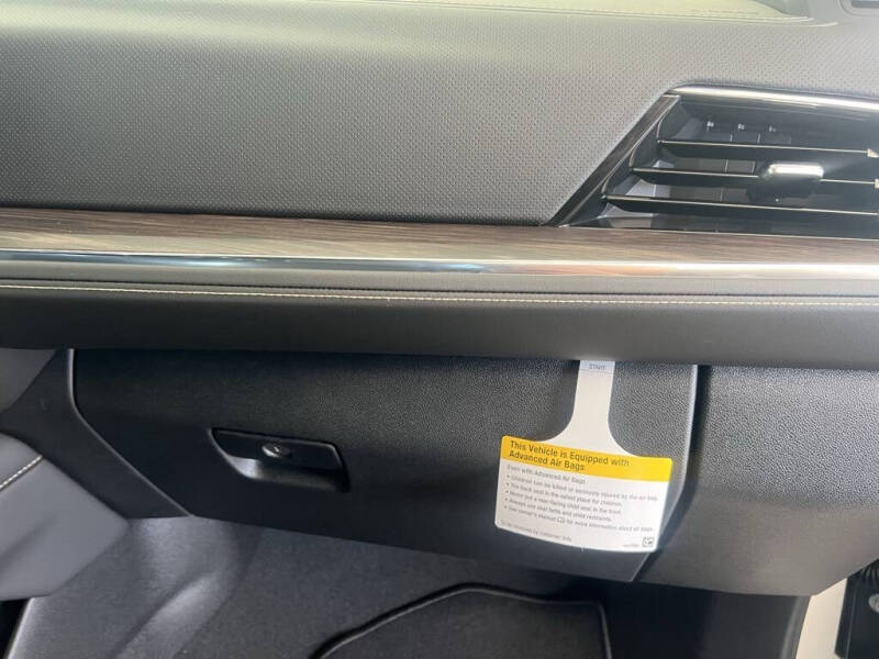 2025 Chevrolet Tahoe Premier