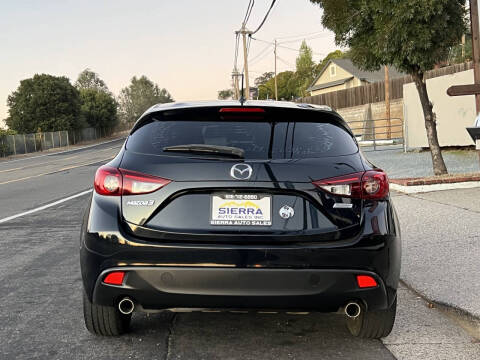 2016 Mazda MAZDA3 i Sport