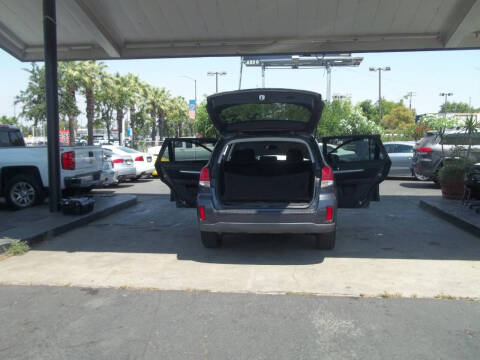 2012 Subaru Outback 2.5i Premium