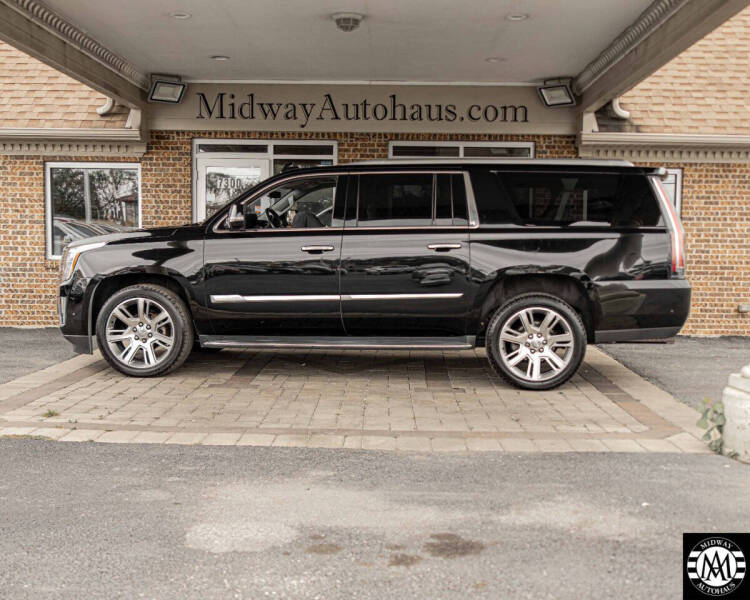 2018 Cadillac Escalade ESV Luxury