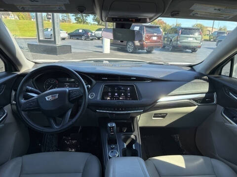 2019 Cadillac XT4 Luxury