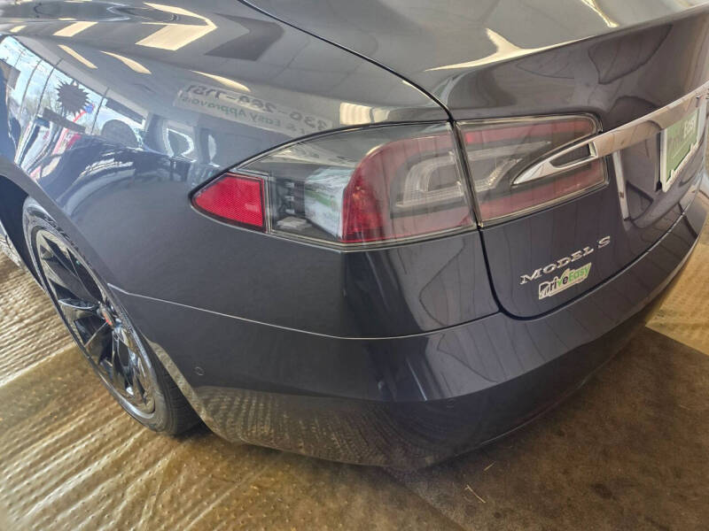 2016 Tesla Model S