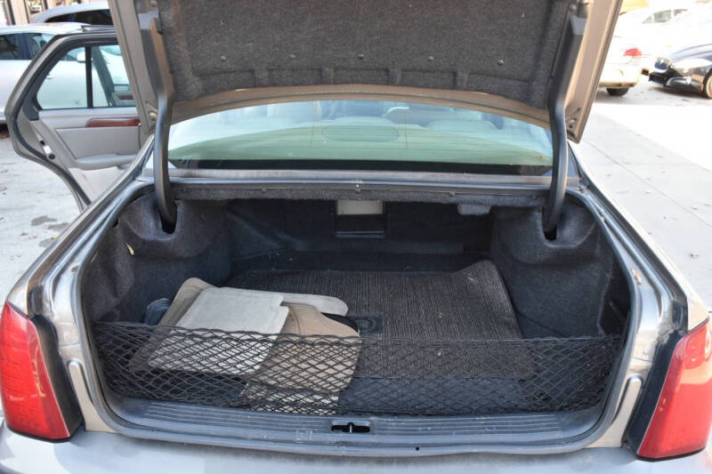 2003 Cadillac DeVille