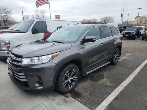 2018 Toyota Highlander for sale at MIDWAY CHRYSLER DODGE JEEP RAM in Kearney NE