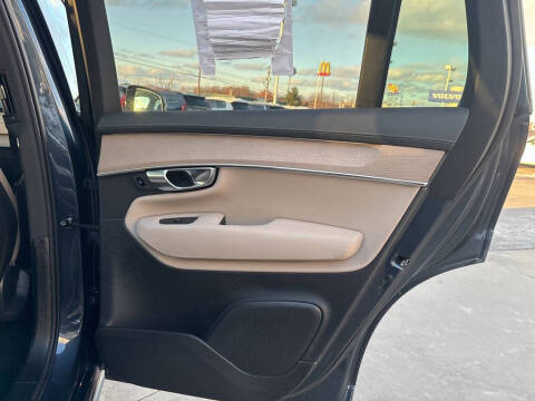 2025 Volvo XC90 B6 Plus Bright Theme 7P