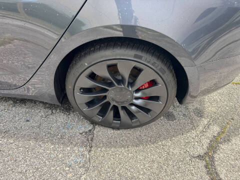 2023 Tesla Model 3 Performance