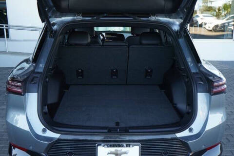 2025 Chevrolet Equinox EV LT 2