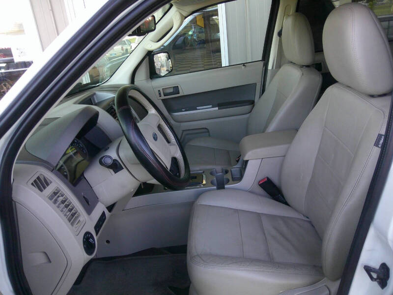 2011 Ford Escape XLT