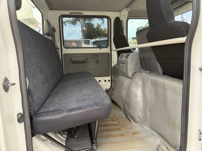 2019 Hino 155