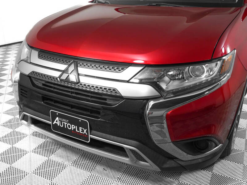 2020 Mitsubishi Outlander ES