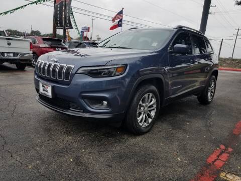 2019 Jeep Cherokee for sale at ON THE MOVE INC in Boerne TX