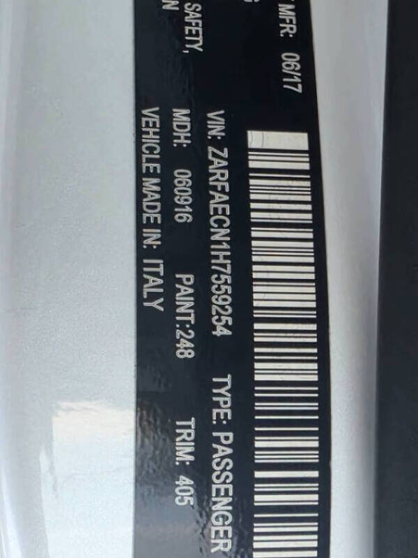 2017 Alfa Romeo Giulia Ti