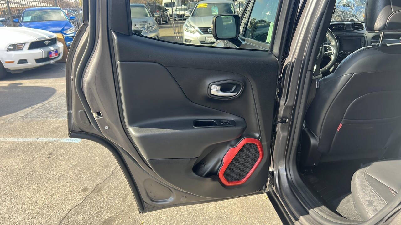 2016 Jeep Renegade for sale at Auto Plaza in Fresno, CA