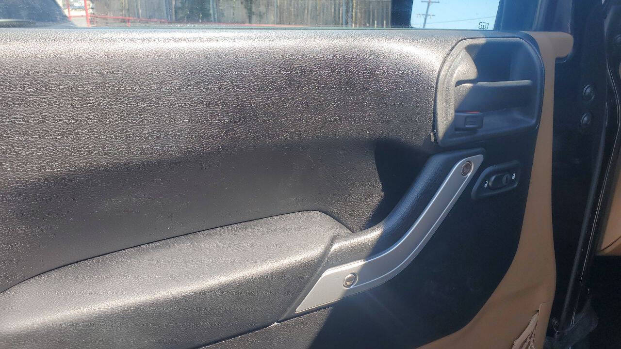Used Car 2013 Jeep Wrangler  Unlimited Sahara For Sale Under $20,000 In San Antonio, Texas