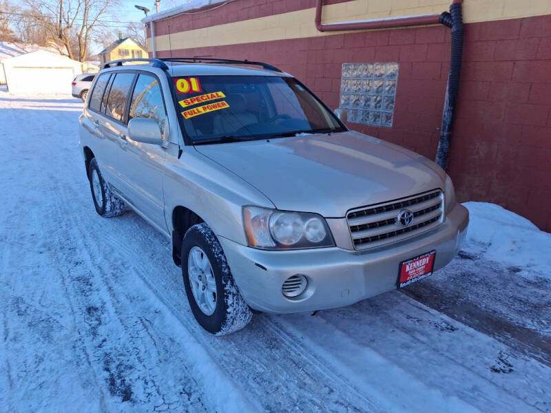 2001 Toyota Highlander for sale at KENNEDY AUTO CENTER in Bradley IL