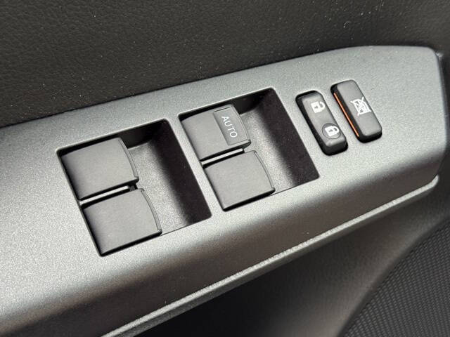 2018 Toyota RAV4 Hybrid LE