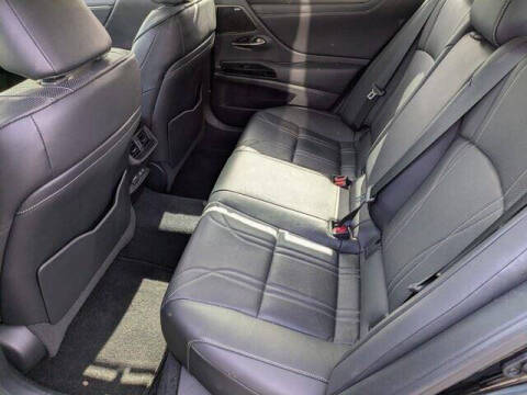 2022 Lexus ES 350 Ultra Luxury