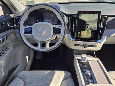 2026 Volvo XC90 B6 Ultra Dark 7P