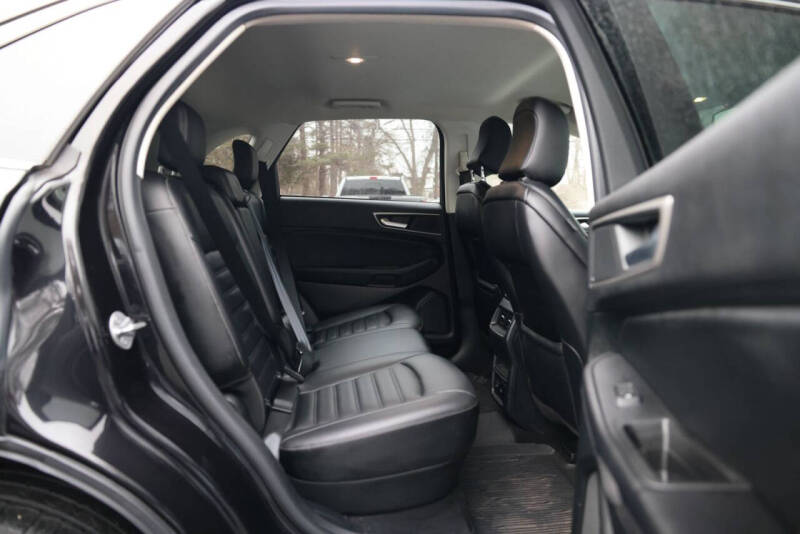 2022 Ford Edge SEL