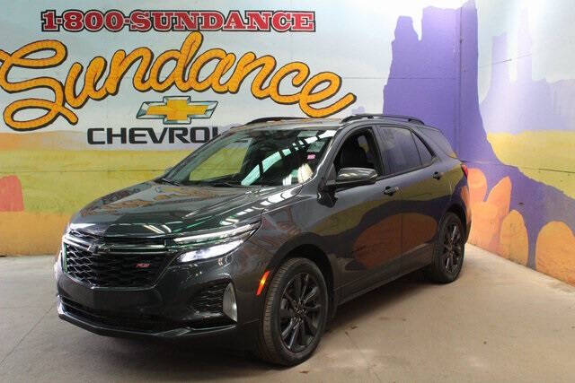 Used 2022 Chevrolet Equinox RS with VIN 2GNAXWEV1N6110164 for sale in Grand Ledge, MI