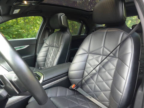 2023 BMW 7 Series 740i