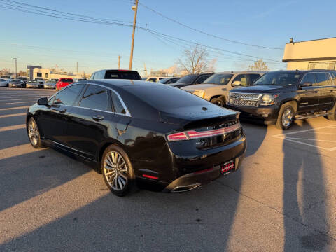 2017 Lincoln MKZ Premiere
