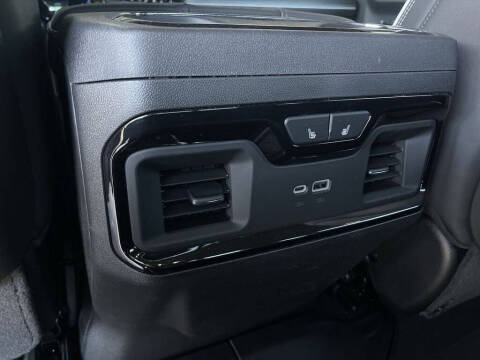 2025 GMC Sierra 1500 AT4X