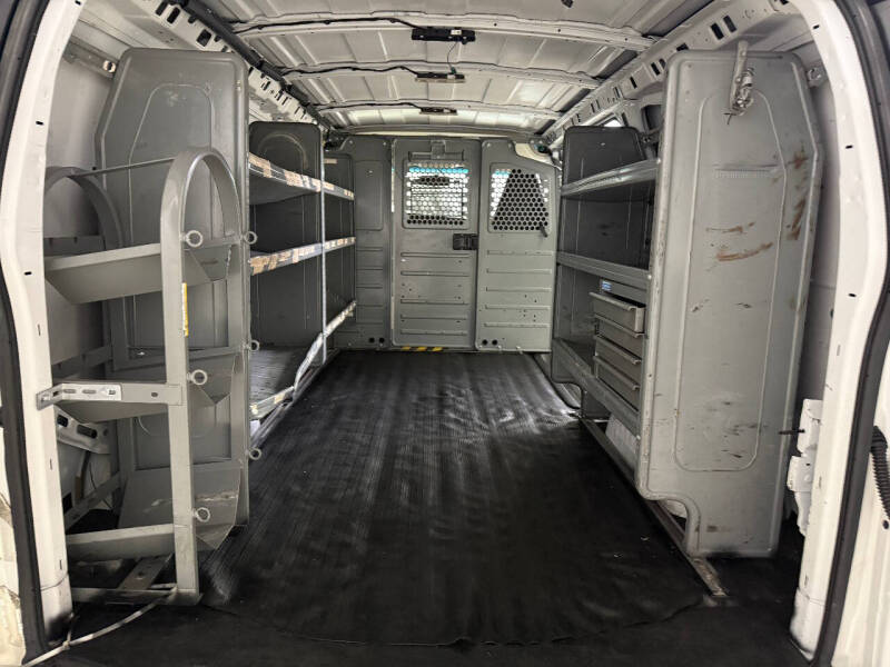 2018 Chevrolet Express 2500