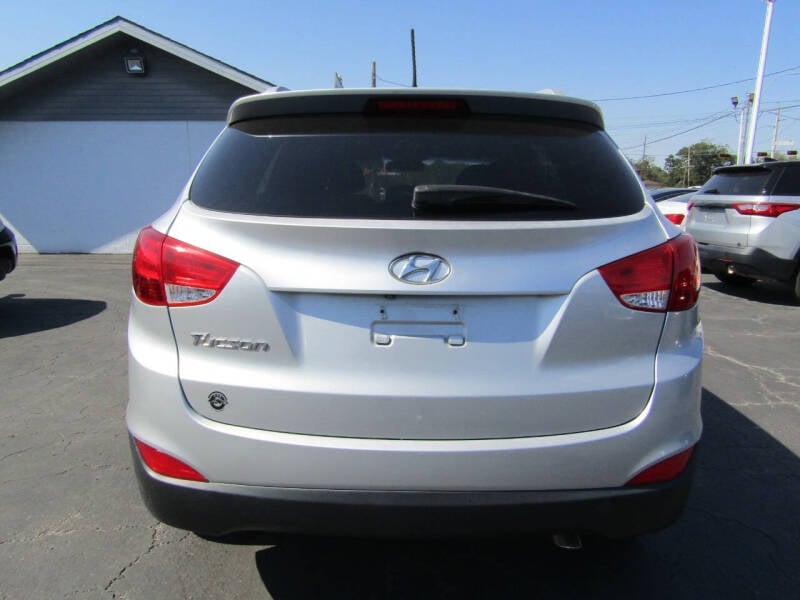 2014 Hyundai Tucson SE photo 6