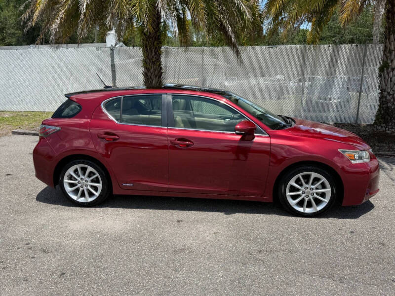 2011 Lexus CT 200h Premium
