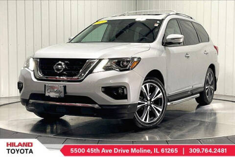 2020 Nissan Pathfinder for sale at HILAND TOYOTA in Moline IL